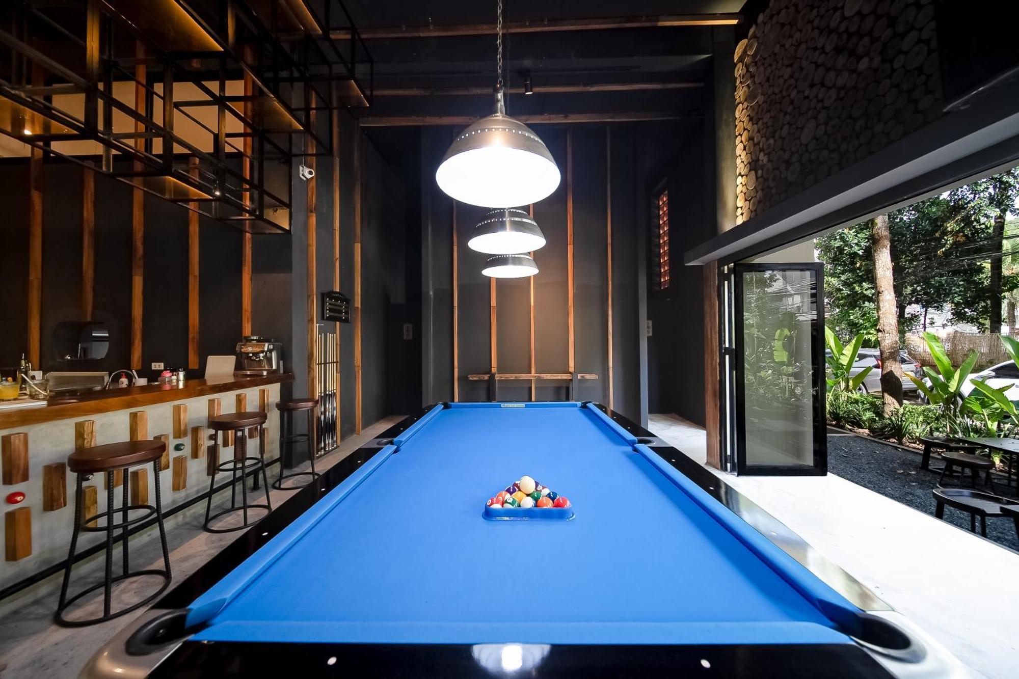 9Station Hostel & Bar Дуонг-Донг Экстерьер фото